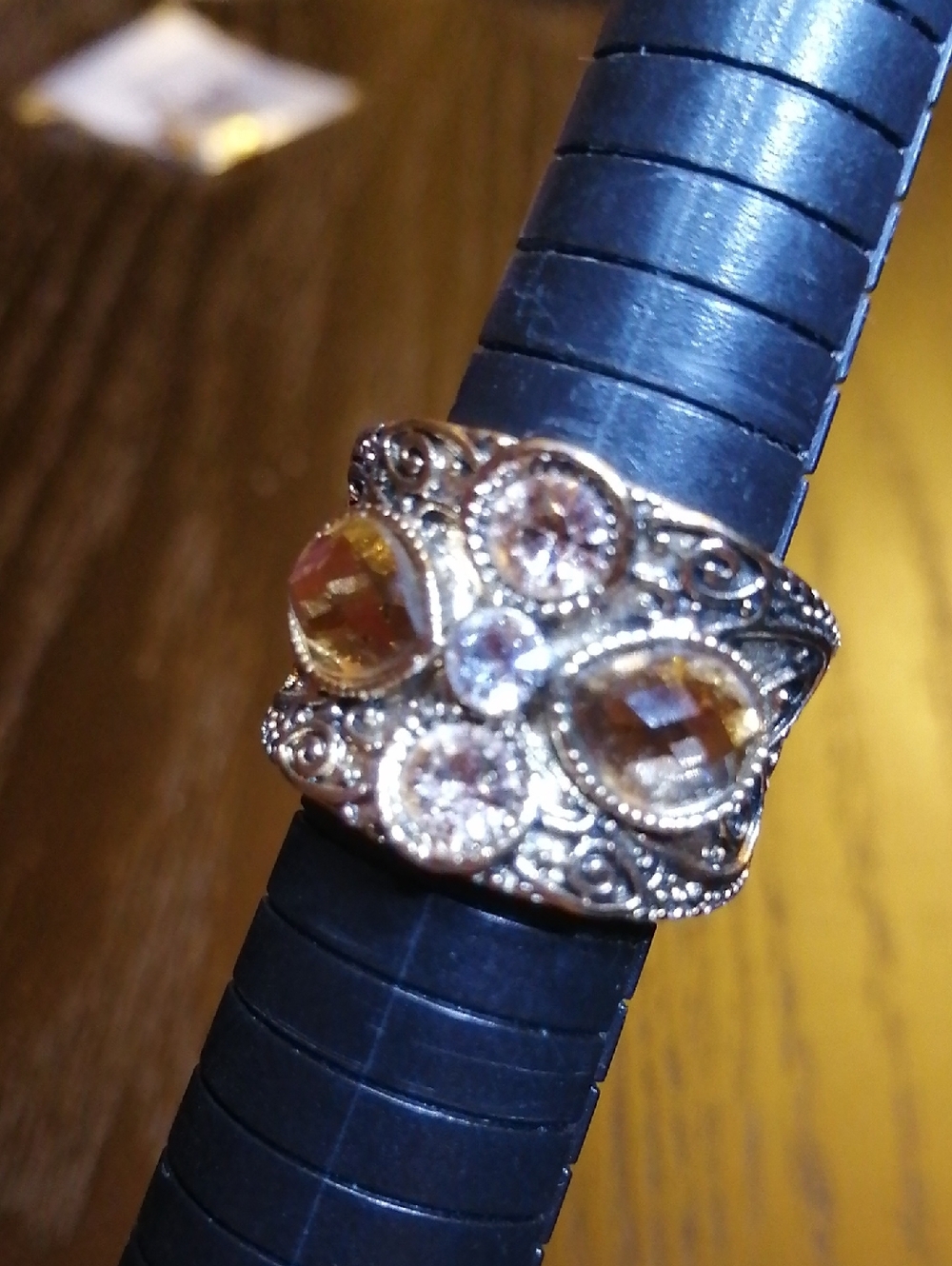 Smoky And Champagne Crystals Statement Durable Ring Gold Tone Suze 8.75